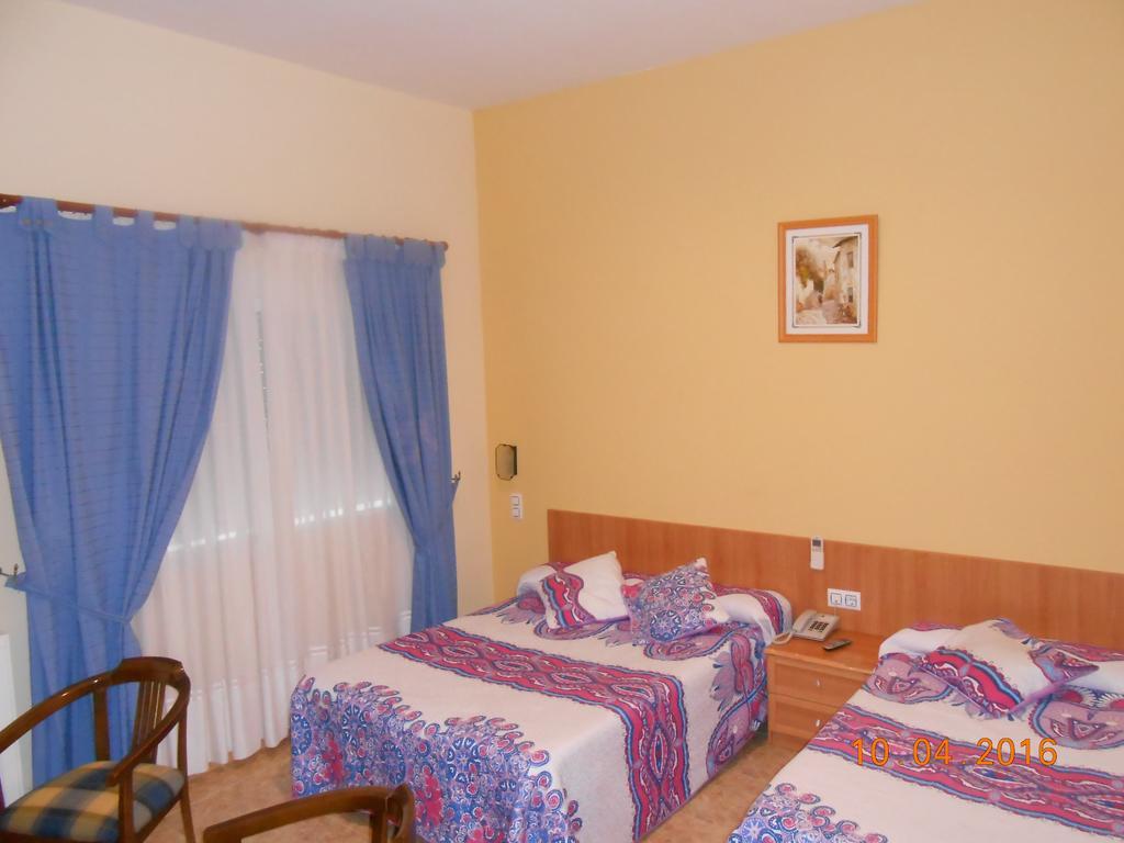 Apartahotel Los Hermanos Оканья Экстерьер фото