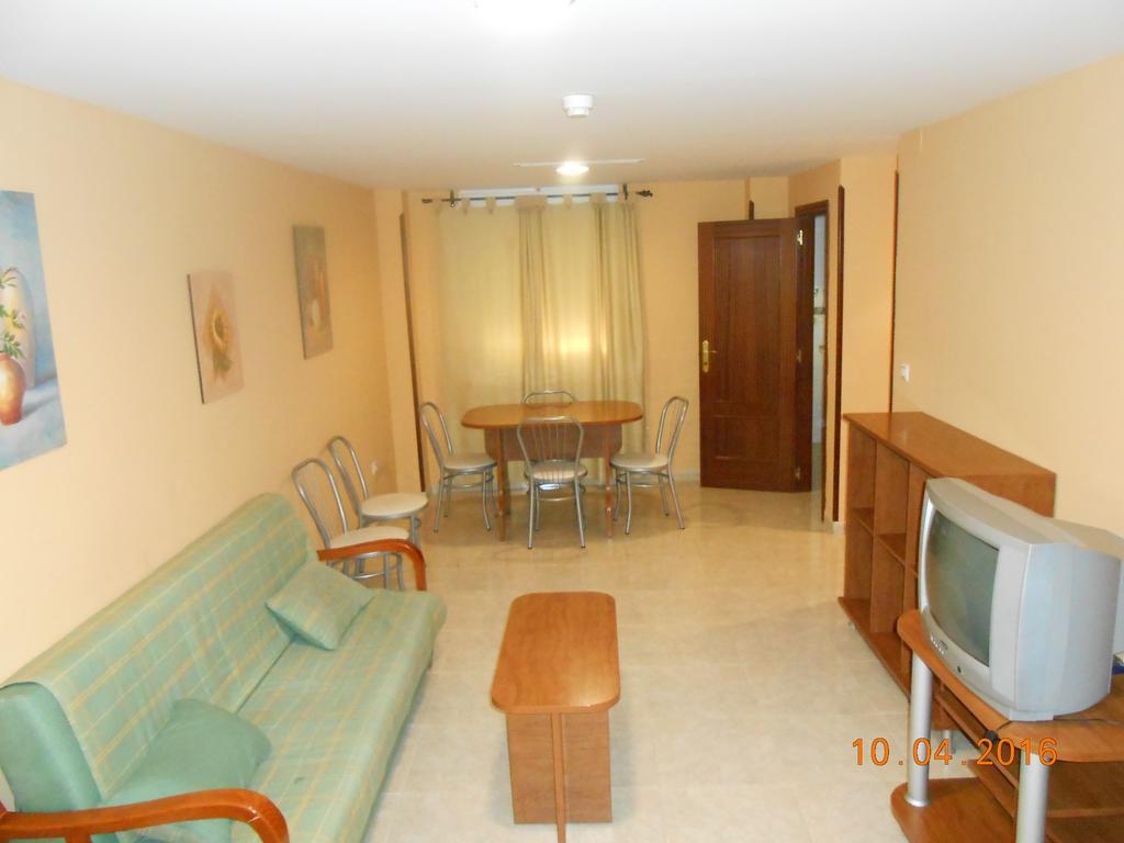 Apartahotel Los Hermanos Оканья Экстерьер фото