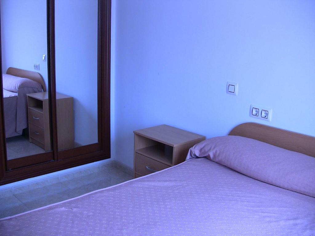 Apartahotel Los Hermanos Оканья Экстерьер фото